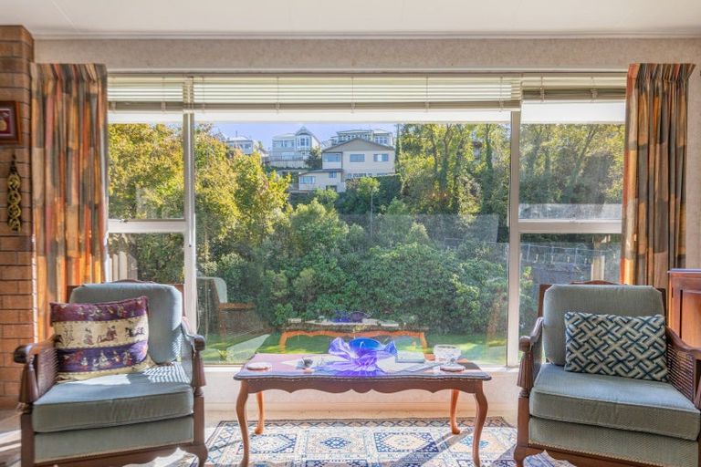 Photo of property in 71 Faraday Street, Hospital Hill, Napier, 4110