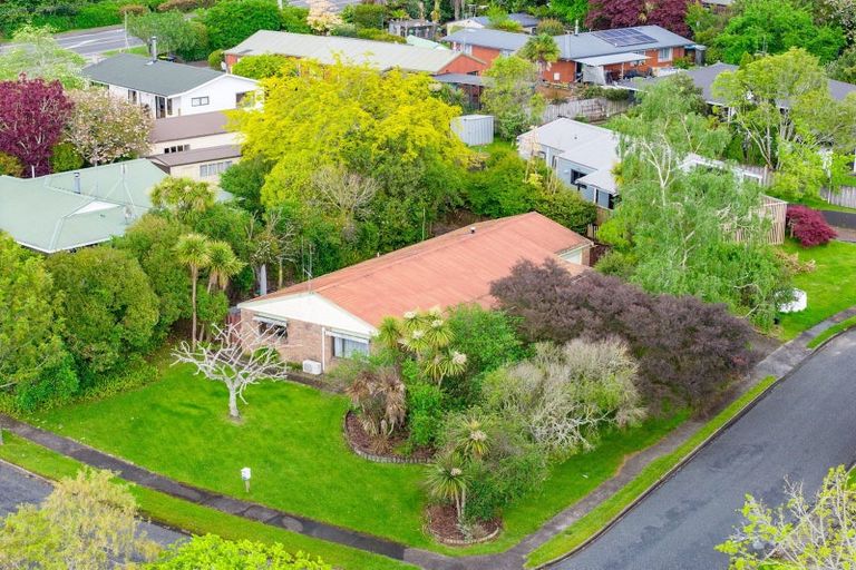 Photo of property in 5 Marlowe Drive, Leamington, Cambridge, 3432