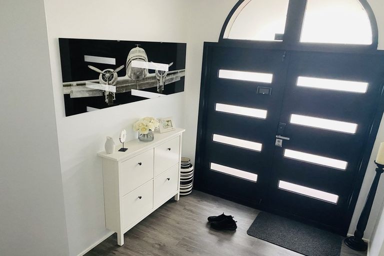 Photo of property in 31 Commodore Court, Gulf Harbour, Whangaparaoa, 0930