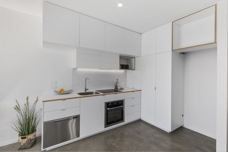 Photo of property in 437a Jackson Street, Petone, Lower Hutt, 5012