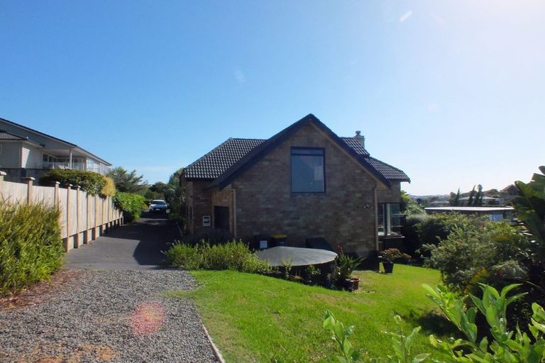 Photo of property in 74 Kestrel Heights, Arkles Bay, Whangaparaoa, 0932
