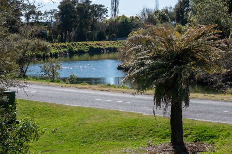Photo of property in 19 Te Heuheu Parade, Tauranga Taupo, Turangi, 3382