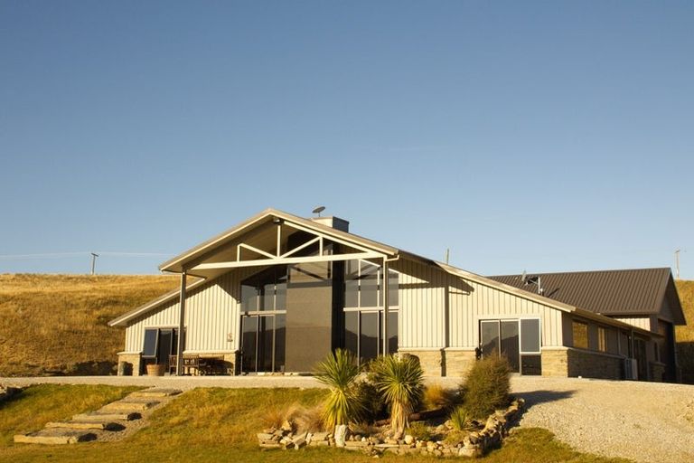 Photo of property in 211 Mcarthur Road, Springvale, Alexandra, 9391