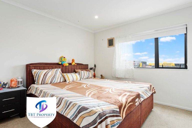 Photo of property in 14 Kamana Road, Flat Bush, Auckland, 2019