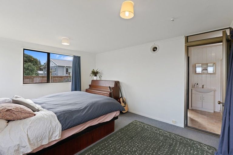 Photo of property in 3a Manuka Street, Otaki Beach, Otaki, 5512