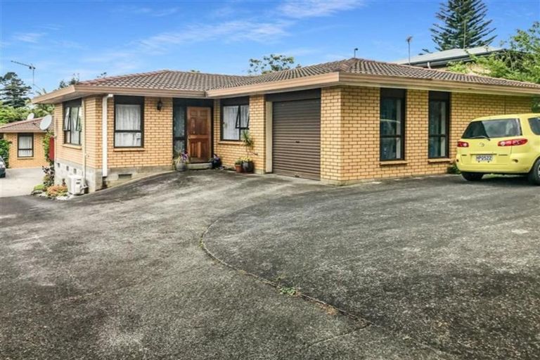 Photo of property in 1/143 Edinburgh Street, Pukekohe, 2120
