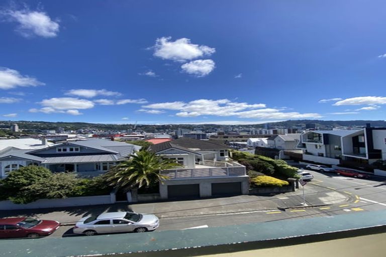 Photo of property in 79 Brougham Street, Mount Victoria, Wellington, 6011