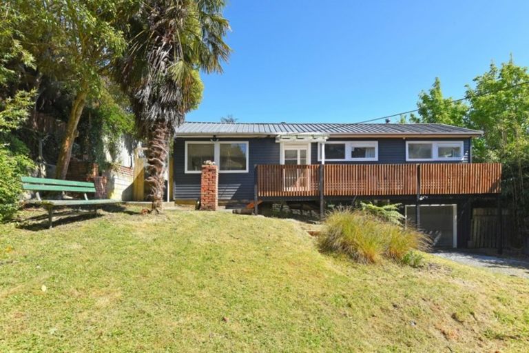 Photo of property in 22 Avian Road, Blue Mountains, Upper Hutt, 5371