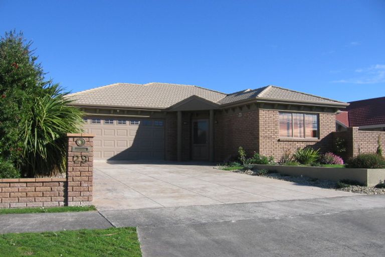 Photo of property in 29 Leander Place, Milson, Palmerston North, 4414