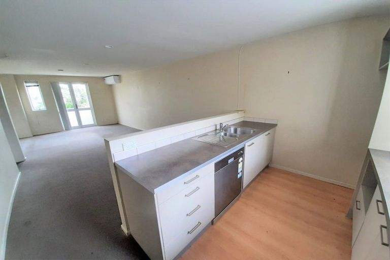 Photo of property in 44 Albionvale Road, Glen Eden, Auckland, 0602