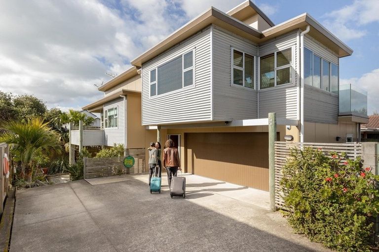 Photo of property in 37b Pitau Road, Mount Maunganui, 3116