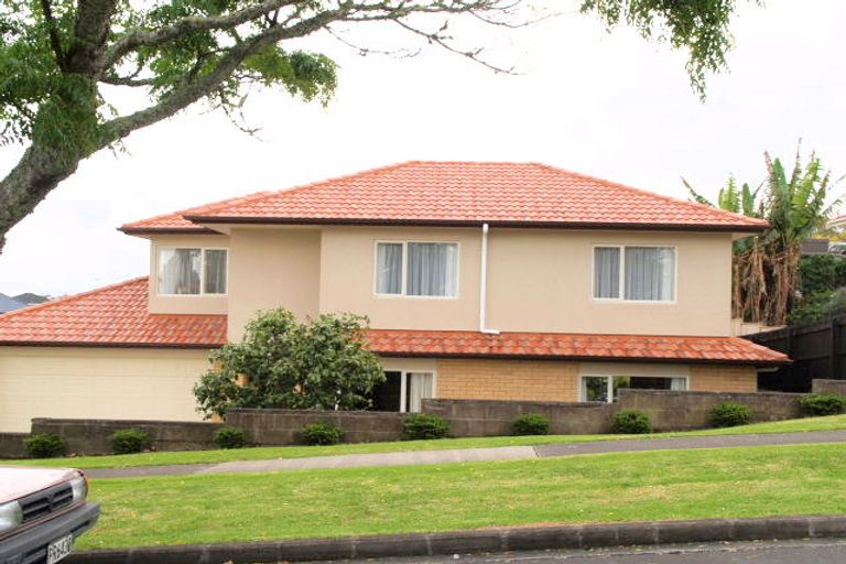 Photo of property in 17 Howe Street, Howick, Auckland, 2014