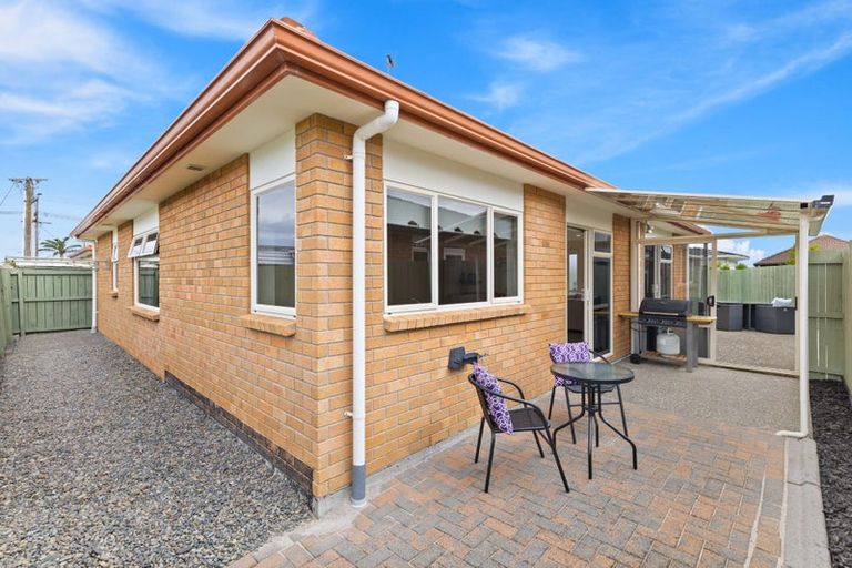 Photo of property in 11a Riverside Road, Orewa, 0931