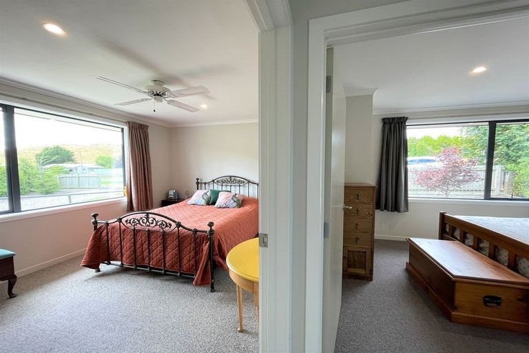 Photo of property in 5 Mill Street, Clinton, 9534