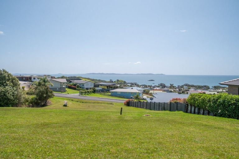 Photo of property in 23 Midgard Road, Coopers Beach, 0420