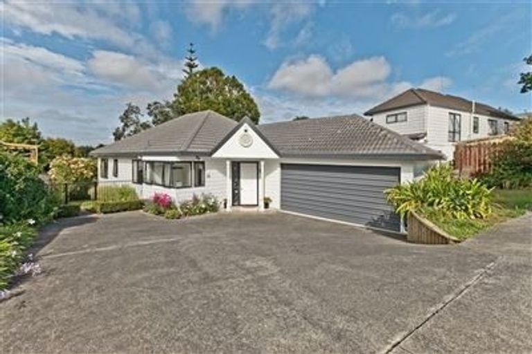 Photo of property in 1/3 Morton Avenue, Forrest Hill, Auckland, 0620