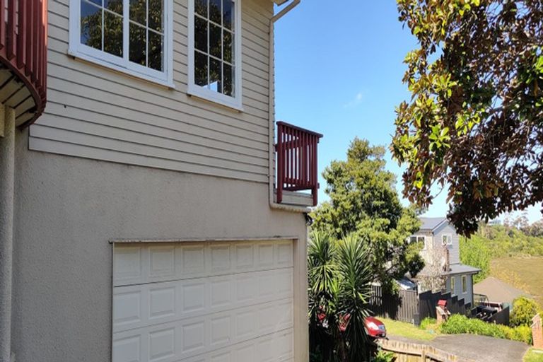 Photo of property in 1/13 St Peters Street, Northcote, Auckland, 0627