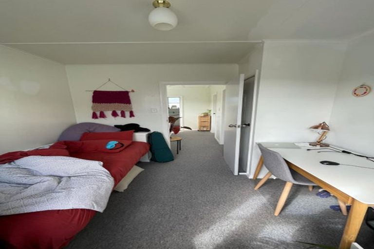 Photo of property in 1/56 Churton Crescent, Taita, Lower Hutt, 5011