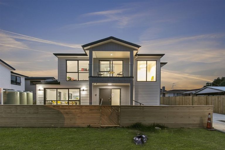 Photo of property in 147a Rathgar Road, Henderson, Auckland, 0610