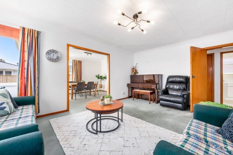 Photo of property in 991 High Street, Avalon, Lower Hutt, 5011