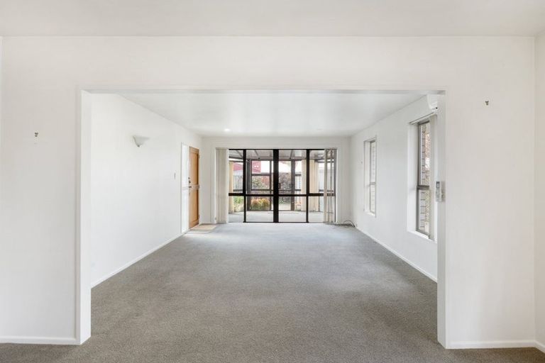 Photo of property in 2/11a Murmont Street, Bishopdale, Christchurch, 8053