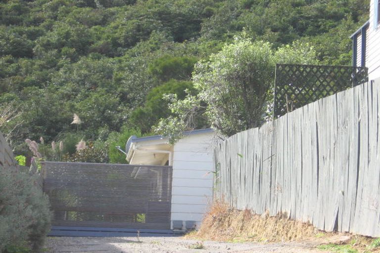 Photo of property in 3 Ruth Grove, Karori, Wellington, 6012