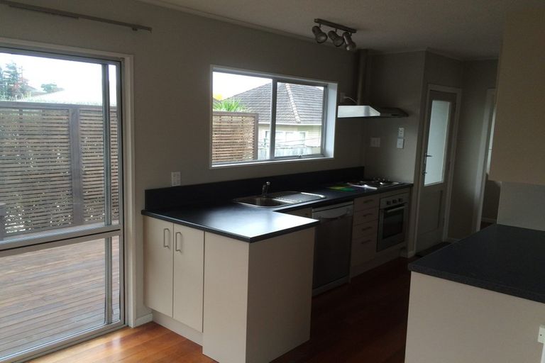 Photo of property in 15 Kiwi Avenue, Forest Lake, Hamilton, 3200