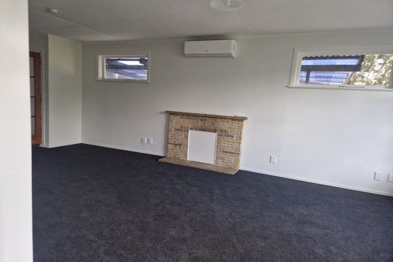 Photo of property in 256 Fergusson Drive, Heretaunga, Upper Hutt, 5018