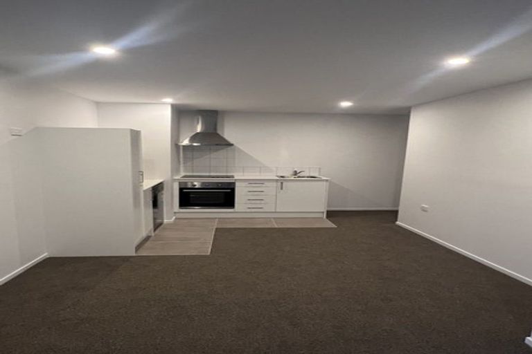 Photo of property in 109/28c Eileen Newey Place, Henderson, Auckland, 0612