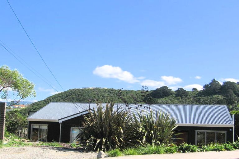 Photo of property in 151 Nevay Road, Miramar, Wellington, 6022