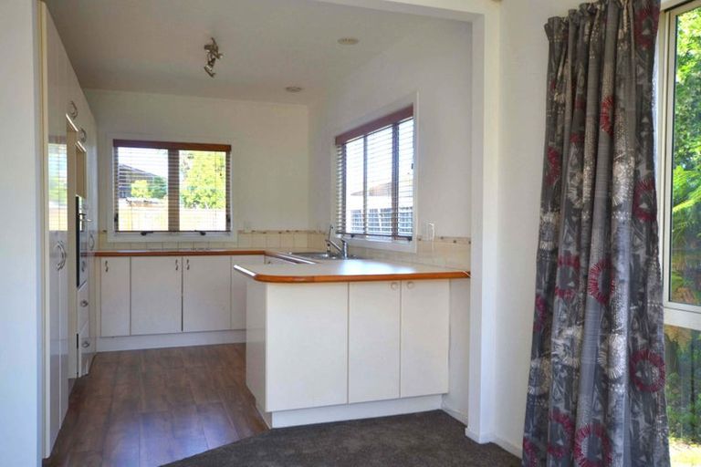 Photo of property in 2/11 Marr Road, Manurewa, Auckland, 2102