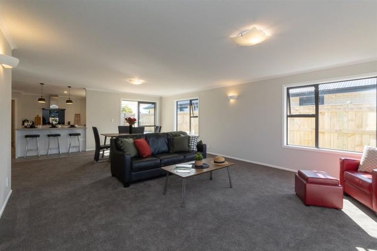 Photo of property in 10 Oldfield Lane, Marton, 4710