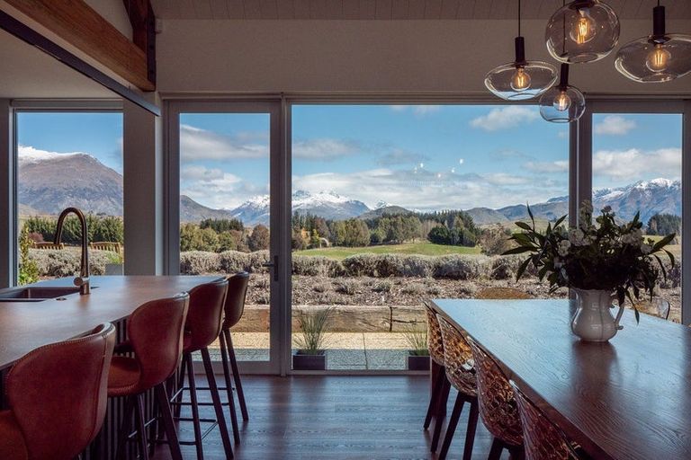 Photo of property in 97 Cotter Avenue, Arrowtown, 9302
