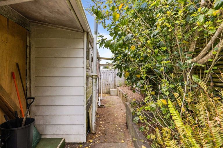 Photo of property in 69 Grey Street, Waitara, 4320