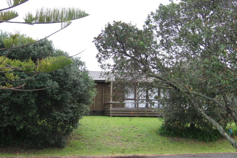 Photo of property in 15 St Anne Place, Omaha, 0986