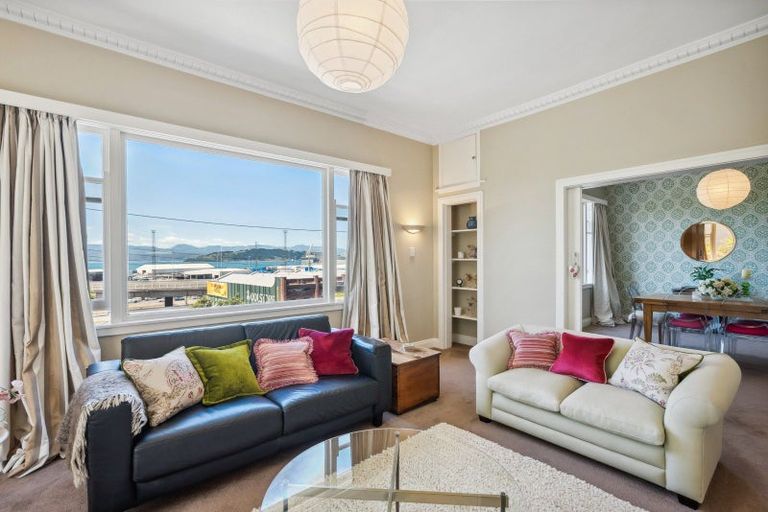 Photo of property in 11a Stowe Hill, Thorndon, Wellington, 6011