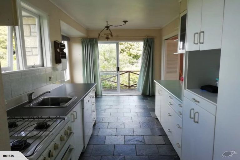 Photo of property in 8 Cypress Place, Sunnynook, Auckland, 0620