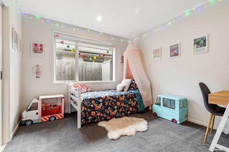 Photo of property in 12 Perla Road, Pukekohe, 2120