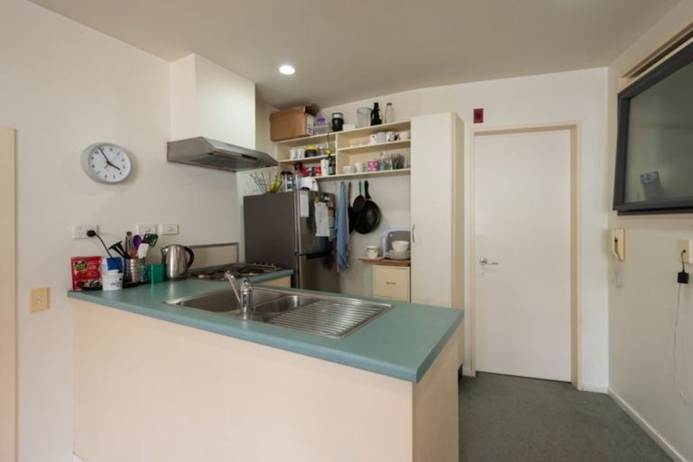 Photo of property in Atlas House, 15b/22 Ghuznee Street, Te Aro, Wellington, 6011