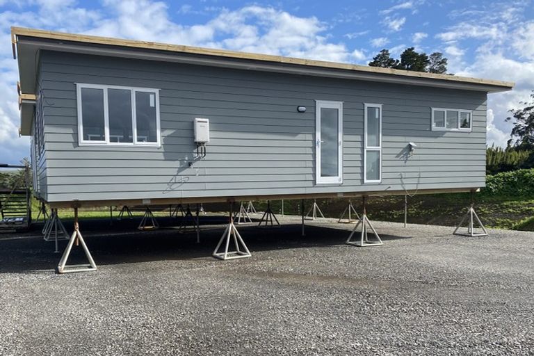 Photo of property in 12a Waterview Place, Haruru, 0204