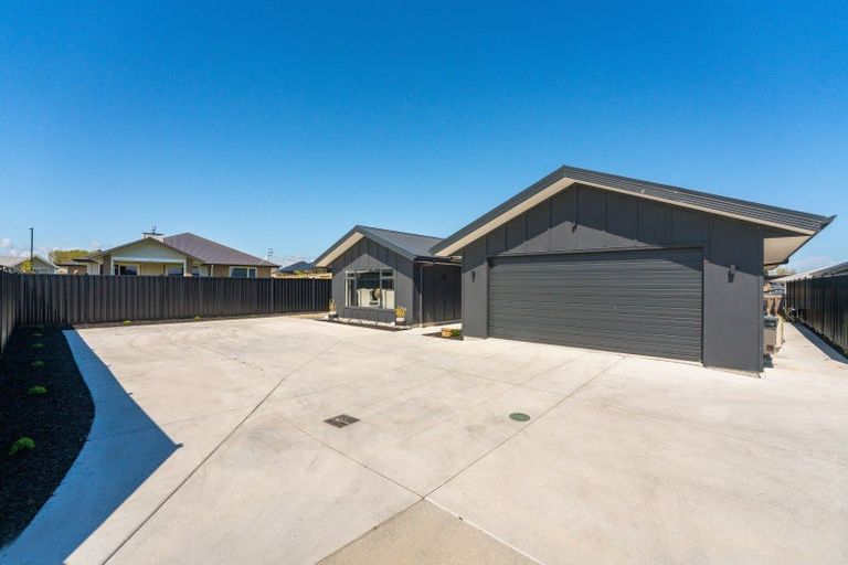 Photo of property in 32 Tawhai Crescent, Wharewaka, Taupo, 3330