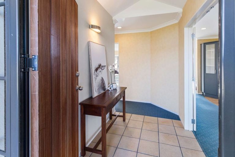 Photo of property in 16 Alba Place, Cambridge, 3434