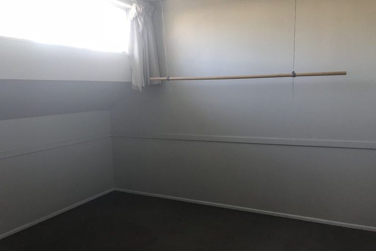 Photo of property in 125 Wallace Street, Mount Cook, Wellington, 6021