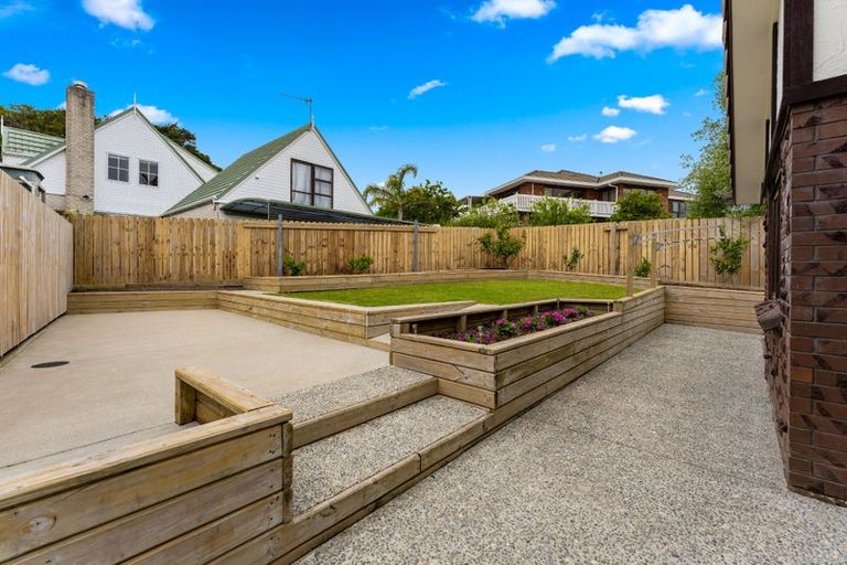 Photo of property in 15 Charles Prevost Drive, The Gardens, Auckland, 2105