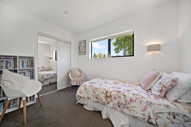 Photo of property in 26 Fratley Avenue, Farm Cove, Auckland, 2012