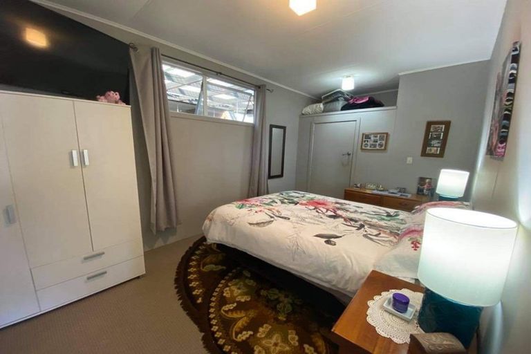 Photo of property in 129 Bridge Street, Eltham, 4322