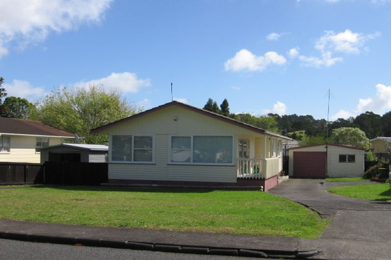 Photo of property in 40 Riverpark Crescent, Henderson, Auckland, 0610