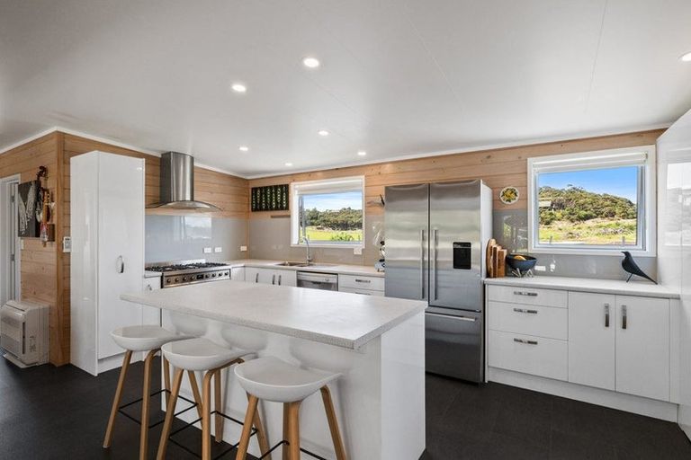 Photo of property in 3 Beachcomber Road, Mangawhai Heads, Mangawhai, 0505