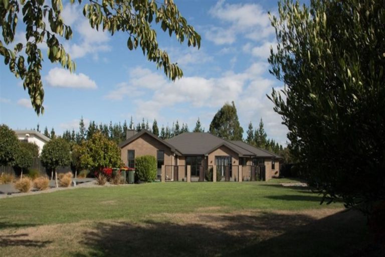 Photo of property in 74 Rotherham Drive, West Melton, 7618