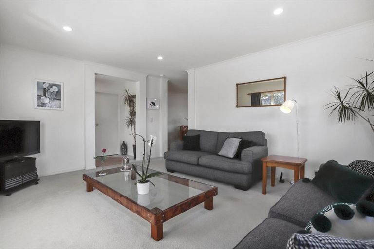 Photo of property in 7 Richfield Crescent, Westgate, Auckland, 0614